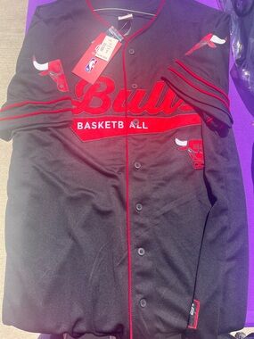 Chicago Bulls Black & Red Baseball-Style Jersey